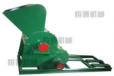 鞍山大型煤矸石毀氣流粉碎機壞機破碎大，產(chǎn)量高